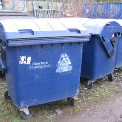 COMMERCIAL WASTE BIN EX FACTORY CLOSURE