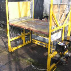 DIRECT COMPANY TRANSDEK / ROMADEK MOBILE LOADING DOCK LEVELLER