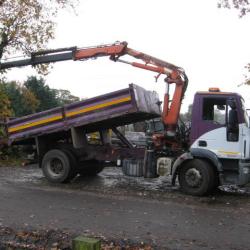 DIRECT COUNCIL IVECO 180E25 CRANE TIPPER LORRY