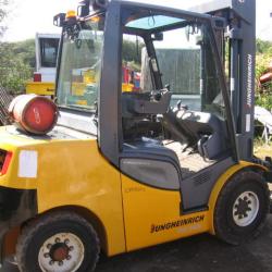 DIRECT BRITISH GAS JUNGHEINRICH TFG  545s .... 4.5 TON FORK LIFT