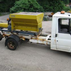 SCHMIDT STAINLESS STEEL GRITTER/ SALT SPREADER