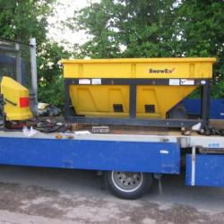 DIRECT COUNCIL SNOWEX V-MAXX SP8500 SPREADER / GRITTER