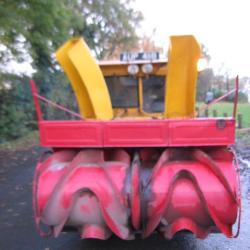 MERCEDES UNIMOG 400 SNOW BLOWER .