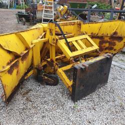 DIRECT COUNCIL CUTHBERTSON ' V ' SNOW PLOUGH