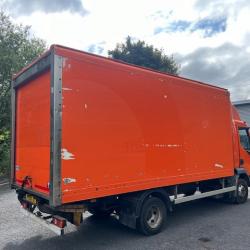 DAF LF150 18ft LONG BOX TRUCK WITH TUCKAWAY TAIL LIFT.