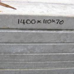 GALVANISED BOX SECTION BARRIER / FENCE POSTS 110mm X 70mm X 1400mm LONG