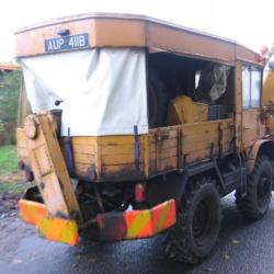 MERCEDES UNIMOG 400 SNOW BLOWER .