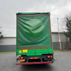 RENAULT MIDLUM 270 4x2 GLASS CARRYING TRUCK