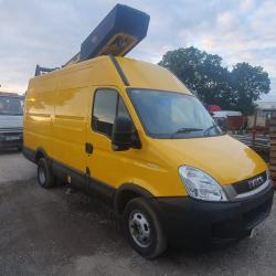 DIRECT COUNCIL IVECO DAILY VERSALIFT CHERRY PICKER