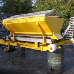 DIRECT COUNCIL CUTHBERTSON DEMOUNT GRITTER / SPREADER