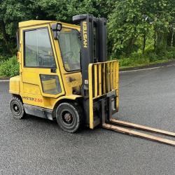 DIRECT IN FROM MINISTRY OF DEFENCE HYSTER 2.5 TONNE DIESEL FORKLIFT...