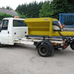 SCHMIDT STAINLESS STEEL GRITTER/ SALT SPREADER