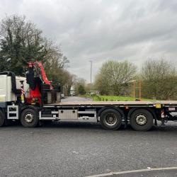 DAF CF 85 410 8x2 Hydraulic Beavertail Body with FASSI 425 Crane