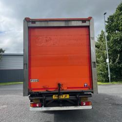 DAF LF150 18ft LONG BOX TRUCK WITH TUCKAWAY TAIL LIFT.