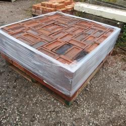 USED / RECLAIMED WITHNELL PLASTIC / ACCRINGTON BRICKS .