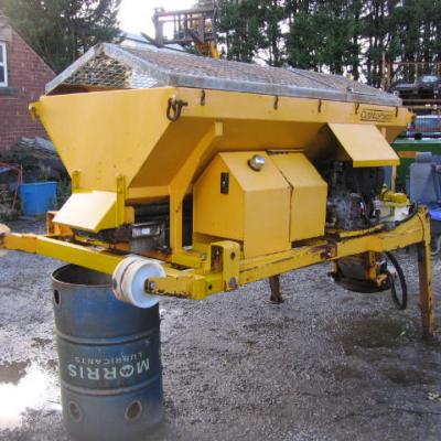 DIRECT COUNCIL CUTHBERTSON DEMOUNT GRITTER / SPREADER