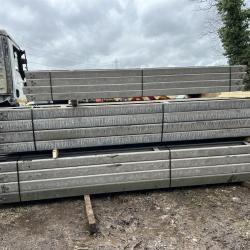 FRESH IN BOX BEAM 4.8M MOTORWAY CRASH BARRIER